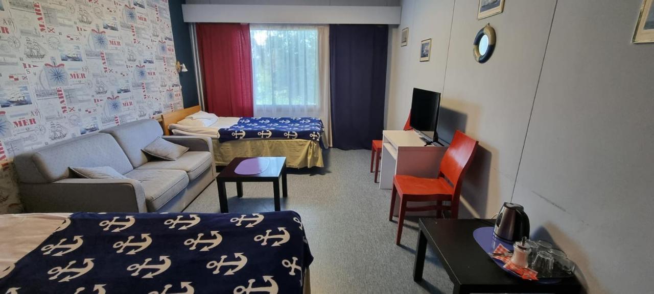 Hotel Villa Vanessa Siltakylä Extérieur photo