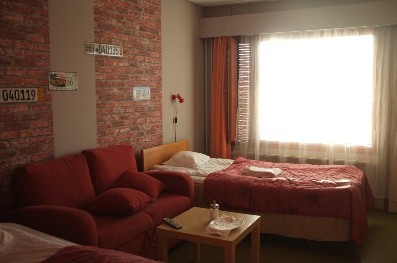 Hotel Villa Vanessa Siltakylä Extérieur photo